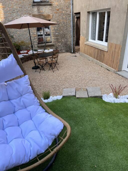 Beau Loft Room Proche Mont Saint Michel Jaccuzi Illimite En Plein Centre Avranches Exterior foto